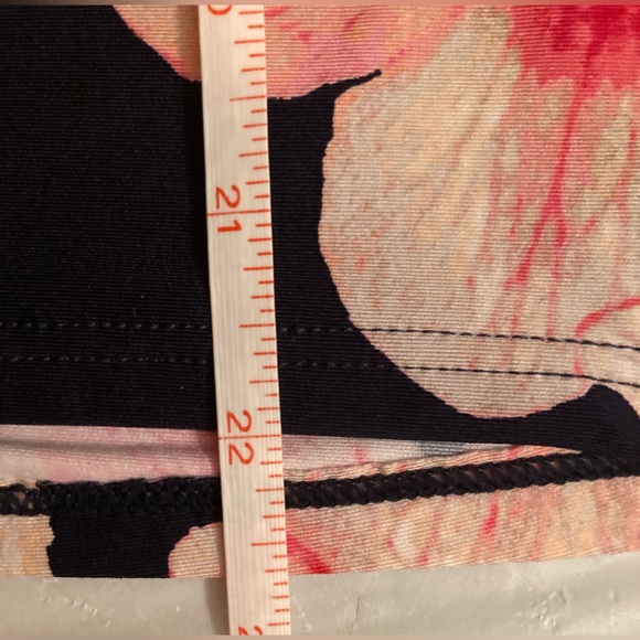 DKNY floral Print Pink Red White navy Scallop-Edge with mesh Tankini Top M EUC - Picture 7 of 16